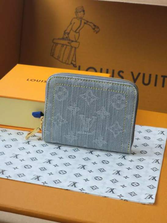 Picture of Louis Vuitton Wallets _SKUfw200955481fw